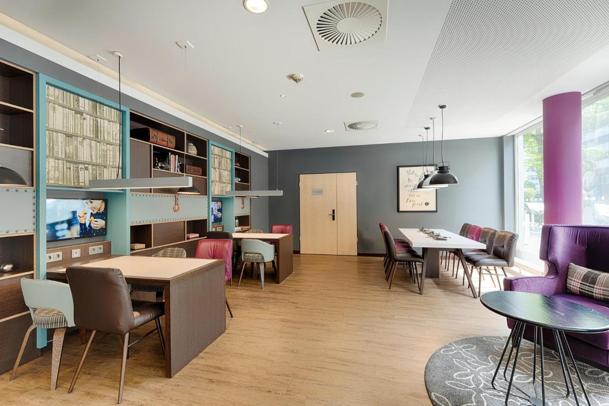 Premier Inn Berlin City Centre — Photos 3